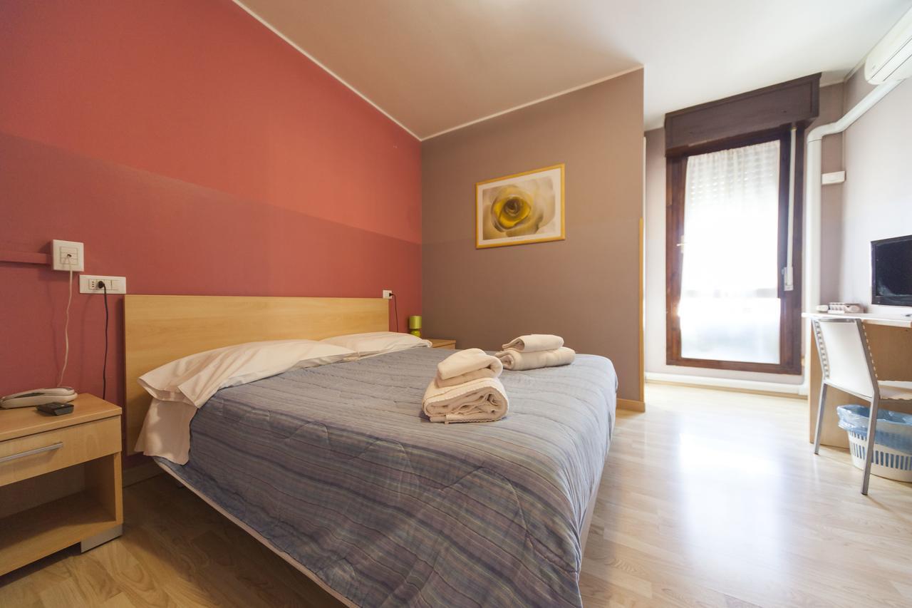 Hotel Albi Stezzano Extérieur photo